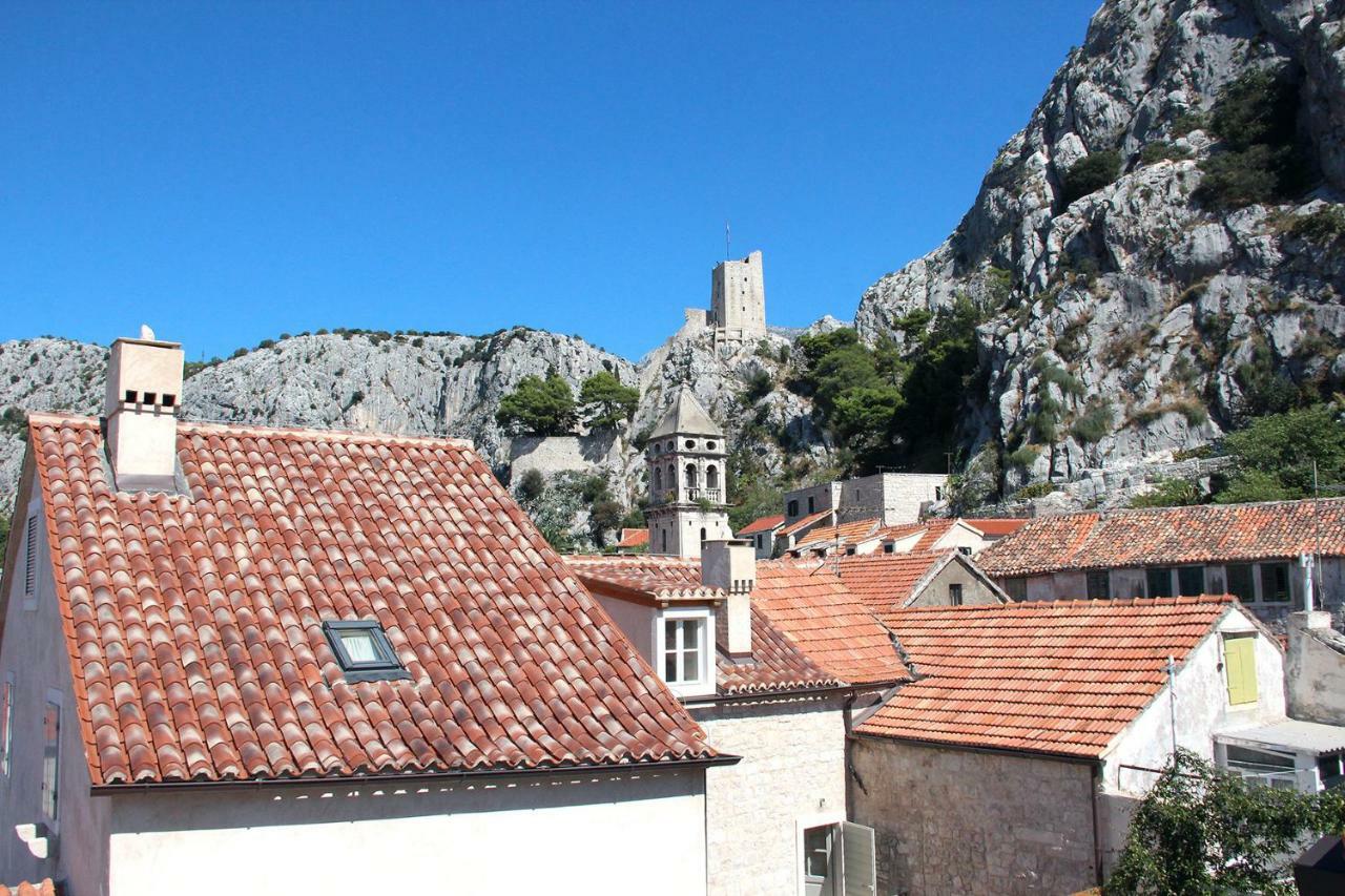 Apartment Mimica-Croatia , Omis , Center Bagian luar foto
