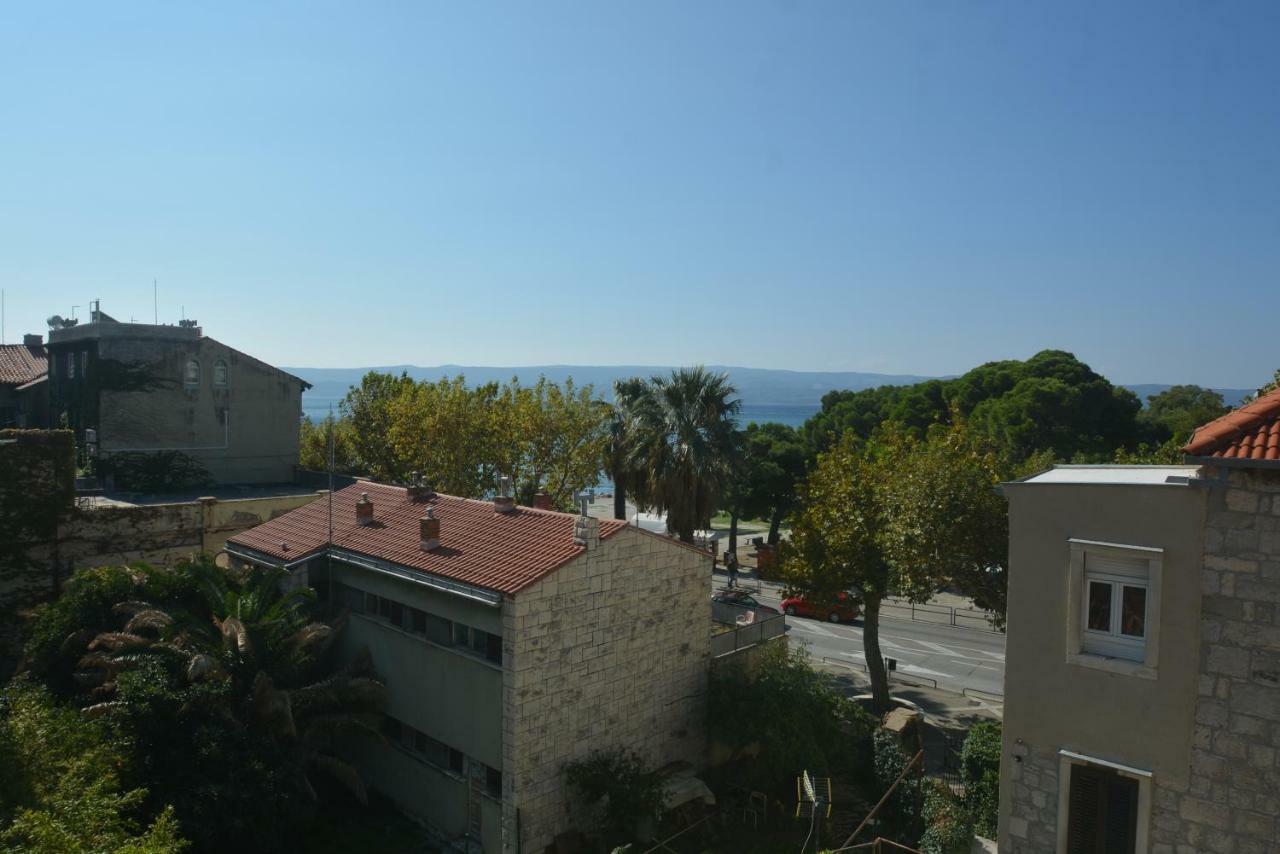 Apartment Mimica-Croatia , Omis , Center Bagian luar foto
