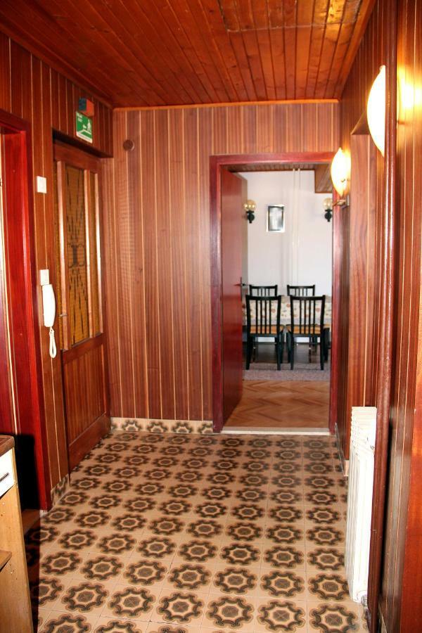 Apartment Mimica-Croatia , Omis , Center Bagian luar foto